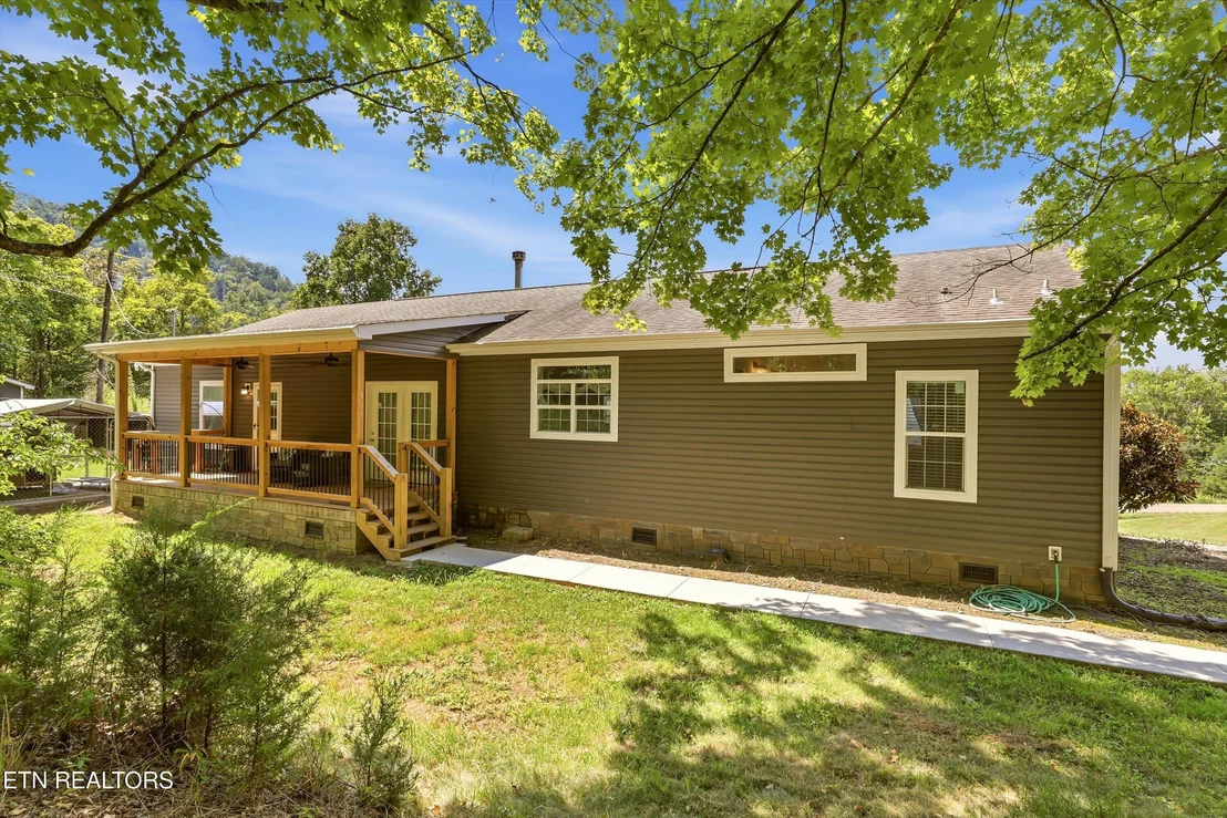 Photo of 3926 Roberts Rd
