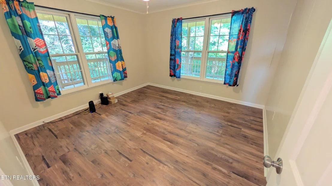 Photo of 821 Commanche Drive