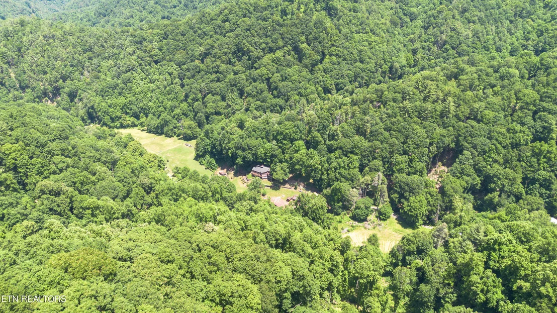 Photo of 800 Tumbling Creek Rd