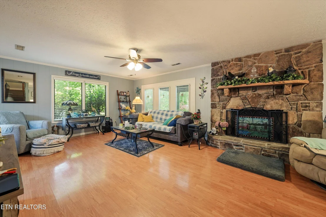 Photo of 2380 McKelvey Rd