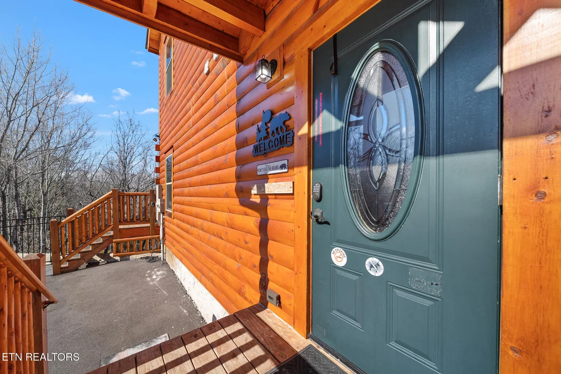Photo of 1120 N Trail Drive