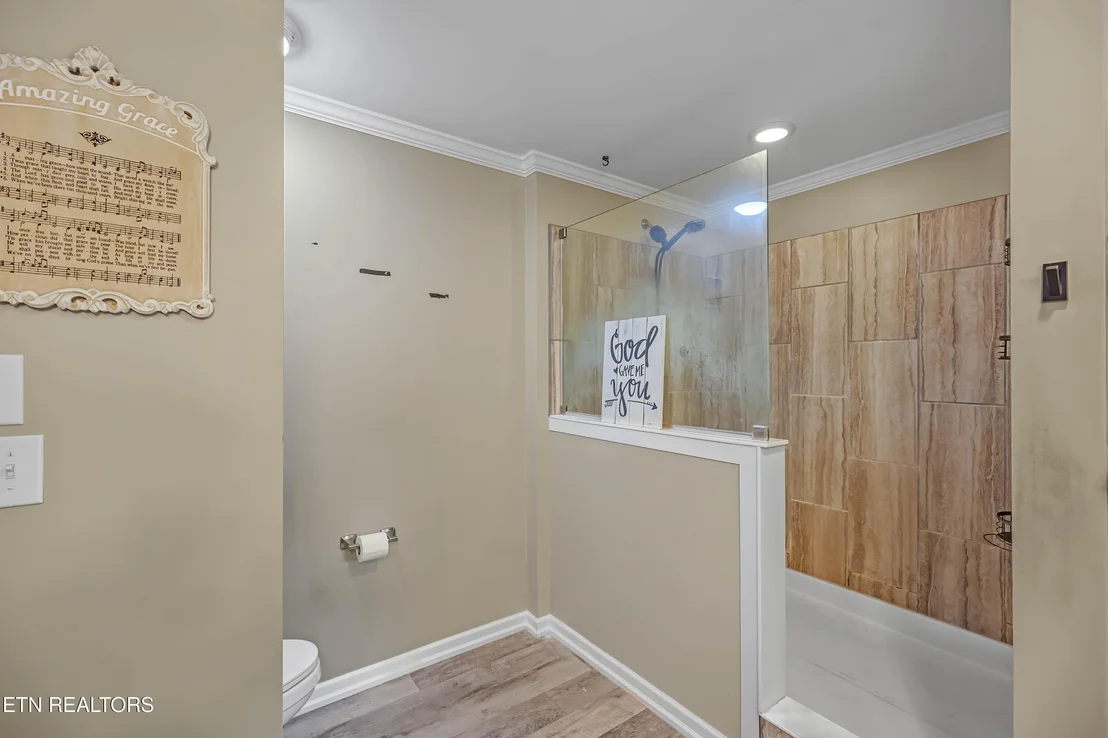 Photo of 516 Knob Rd