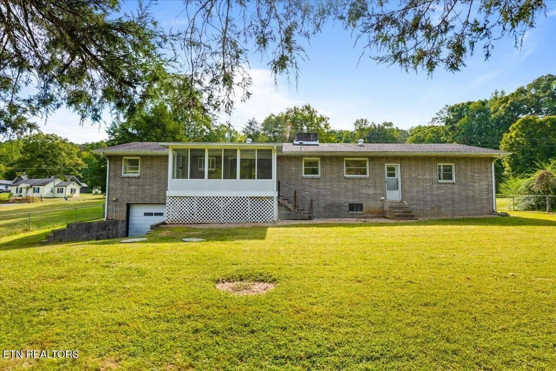 Photo of 154 E Wolf Valley Rd