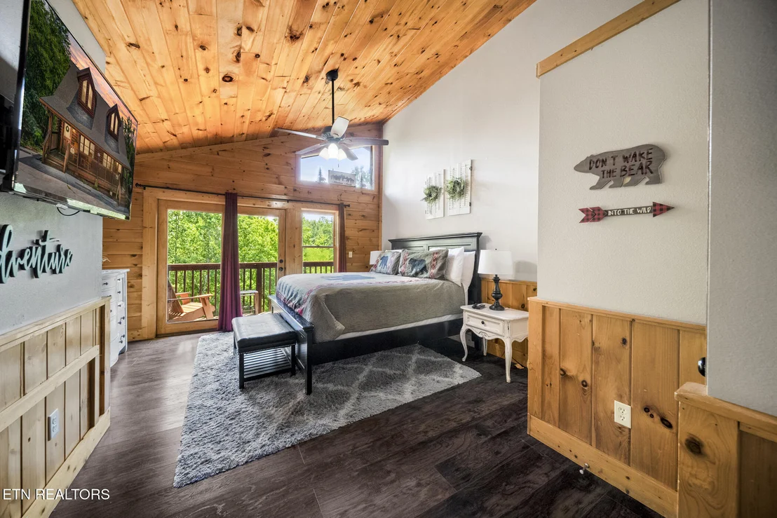 Photo of 350 Big Bear Way