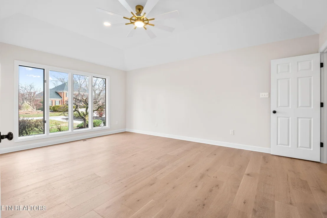 Photo of 452 Mariner Point Drive