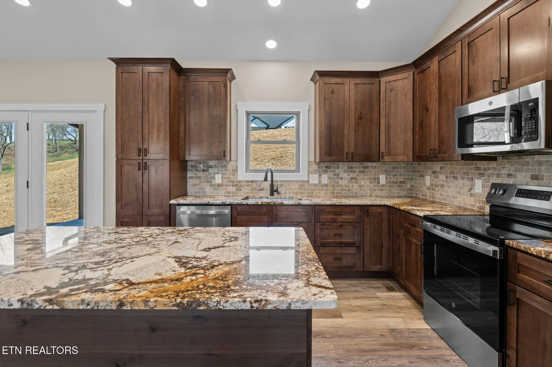 Photo of 380 Hillvale Road