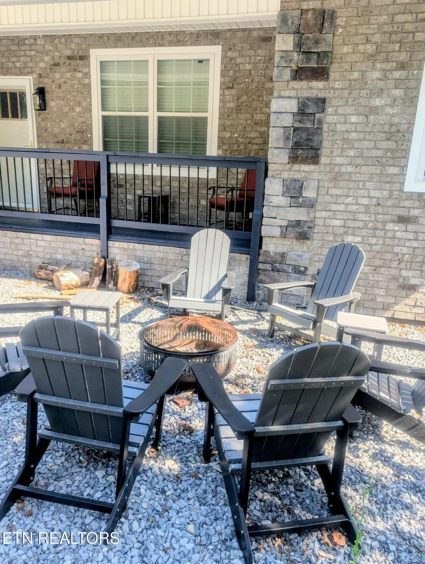 Photo of 1720 Mountain Drive