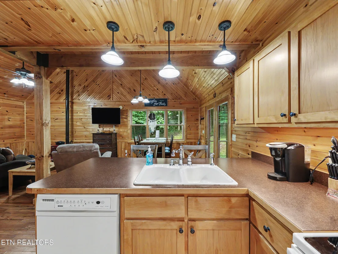 Photo of 1006 Dry Valley Rd