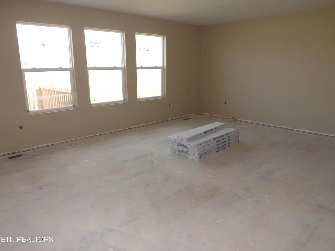 Photo of 955 Shawanee Rd