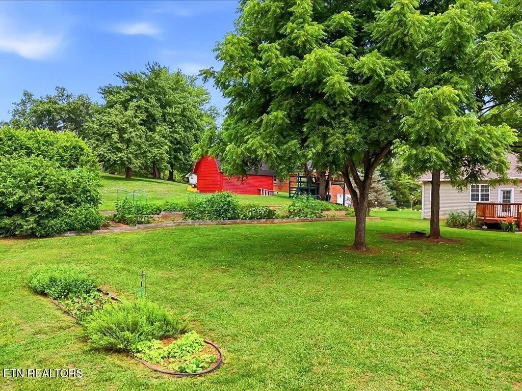 Photo of 985 Claudette Drive