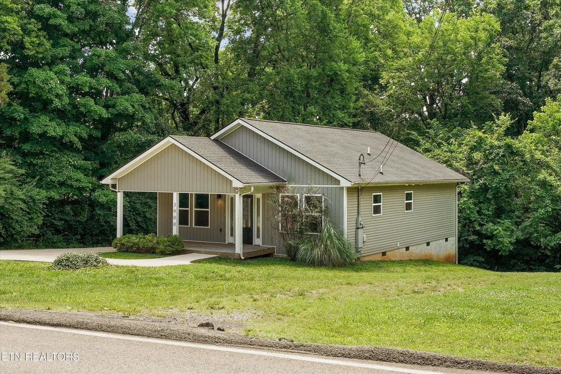 Photo of 3900 Wayne Drive