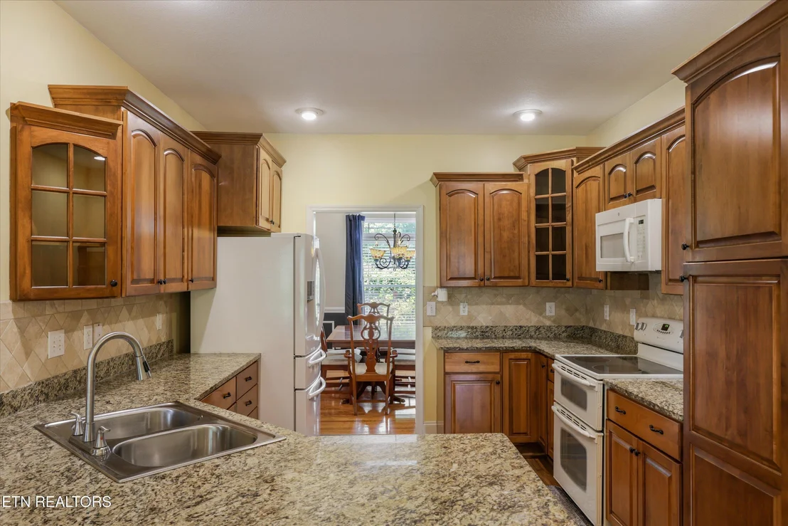 Photo of 1697 Davis Ferry Rd