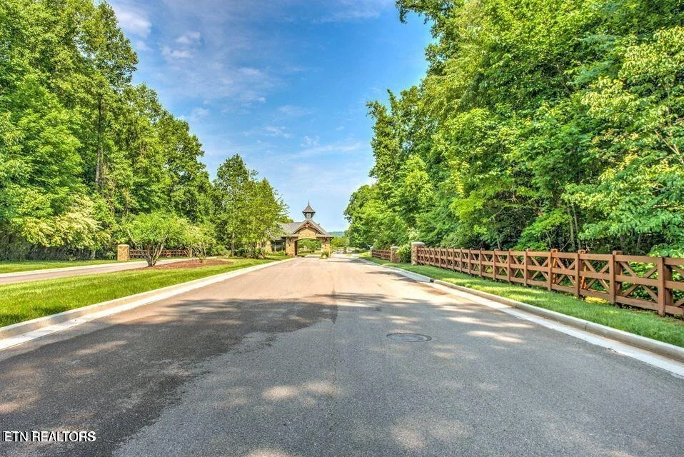 Photo of 2594 Chestnut Lane