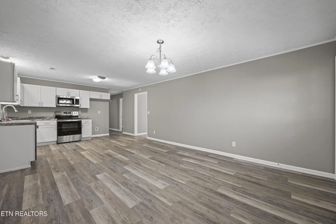 Photo of 915 Ronald Drive