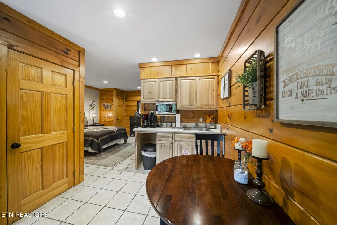 Photo of 350 Big Bear Way