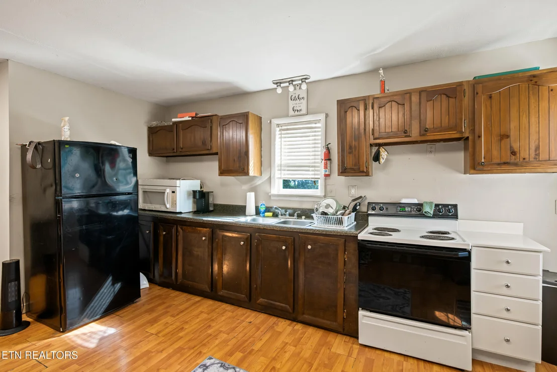 Photo of 310 Hollifield Drive