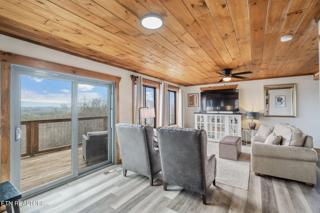 Photo of 2138 Kerr Rd