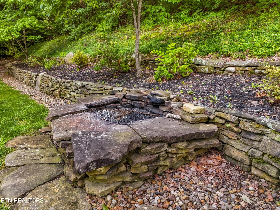 Photo of 1302 Irwin Drive