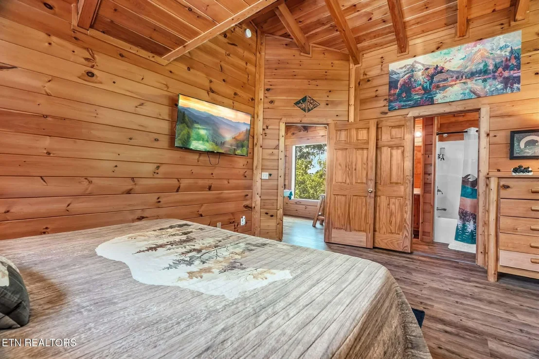 Photo of 2864 Pine Haven Drive