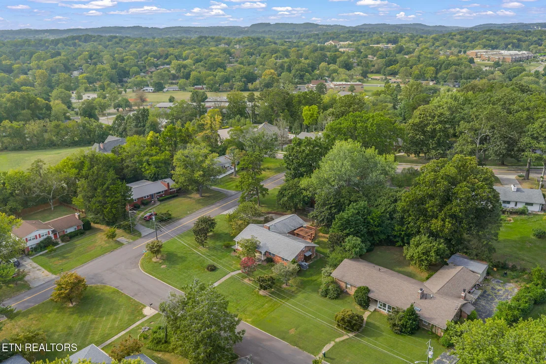 Photo of 220 Sutton Lane