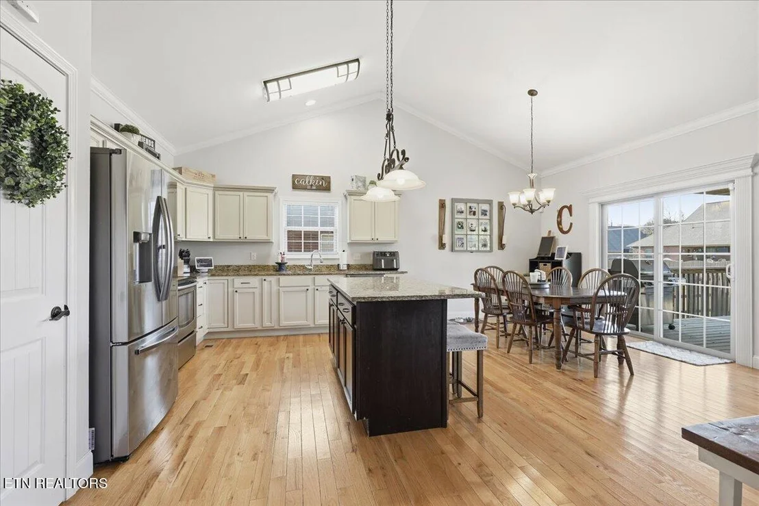 Photo of 1179 Linford Circle