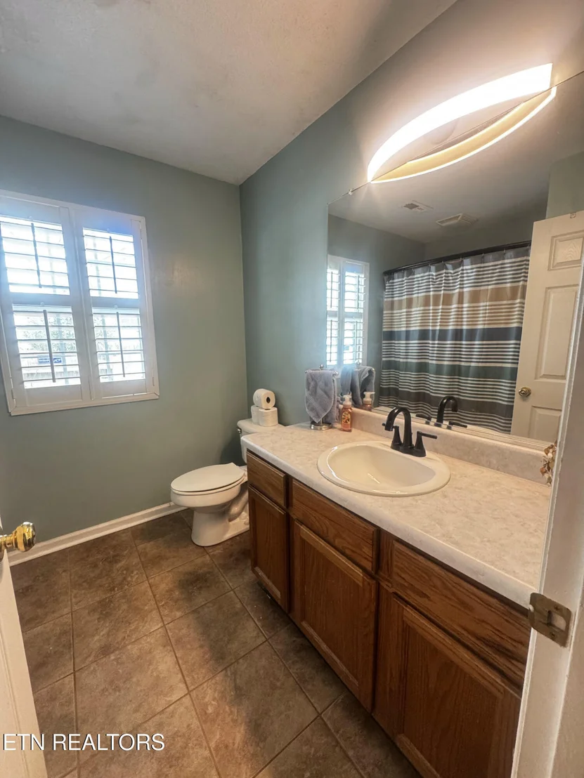 Photo of 1663 Maremont Rd