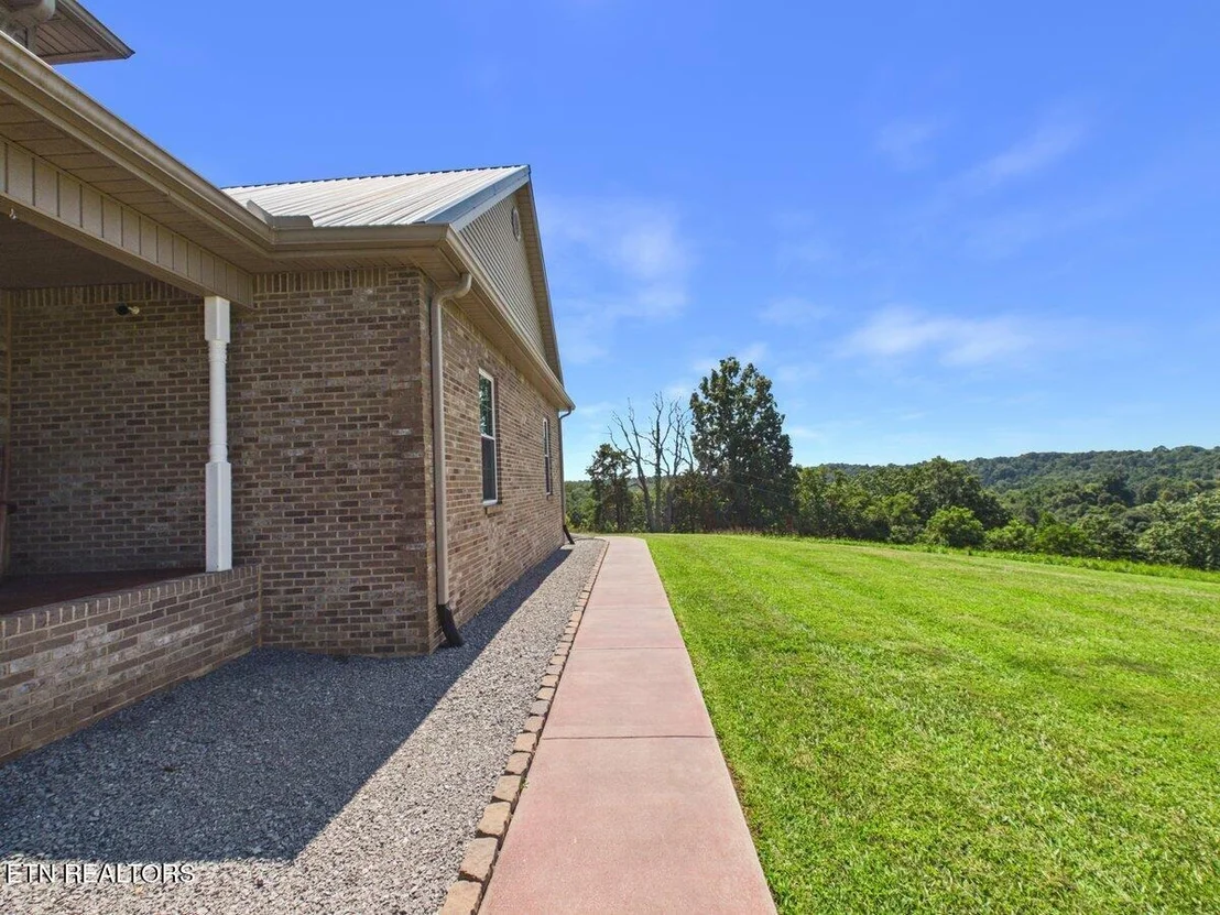 Photo of 317 Oak Grove Rd