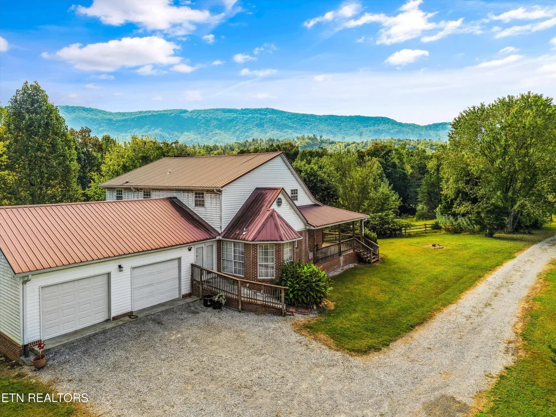 Photo of 2418 Tipton Loop Rd