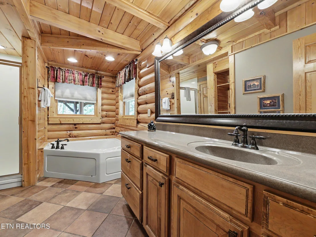 Photo of 2414 Walnut Cove Way Way