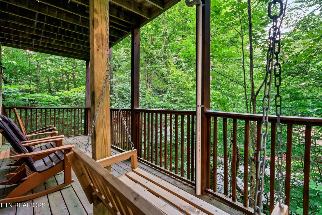 Photo of 722 Nighthawk Way