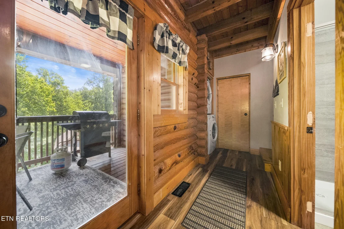 Photo of 350 Big Bear Way