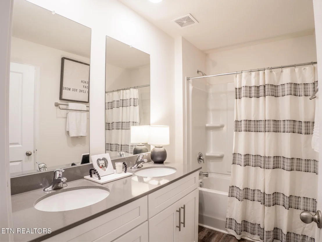 Photo of 142 Thistle Drive