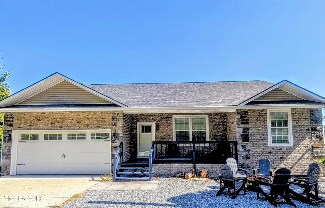 Photo of 1720 Mountain Drive