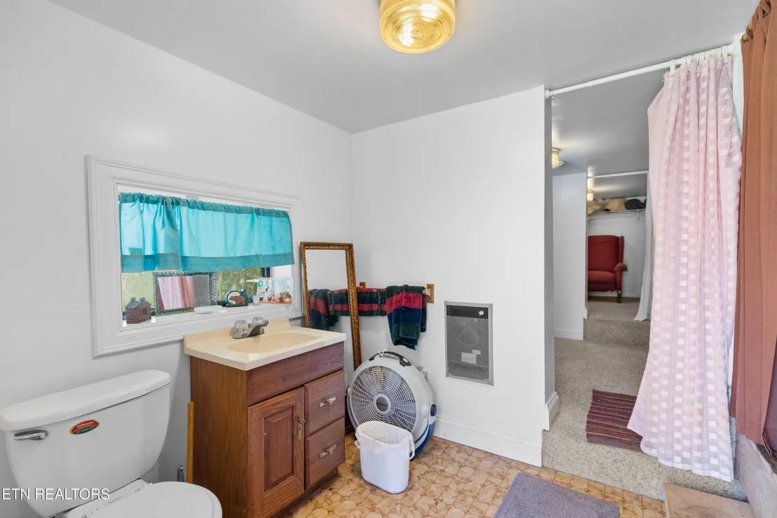 Photo of 158 Dalson Rd