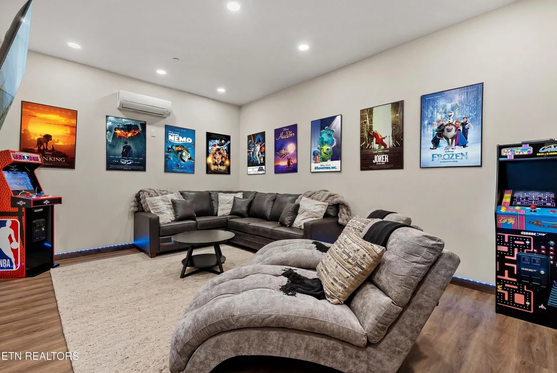 Photo of 436 Hatchet Way