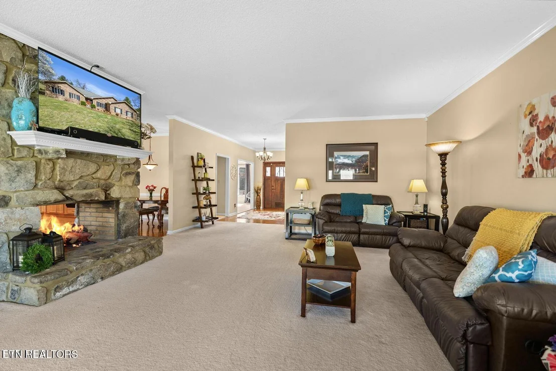 Photo of 165 Fairway Drive