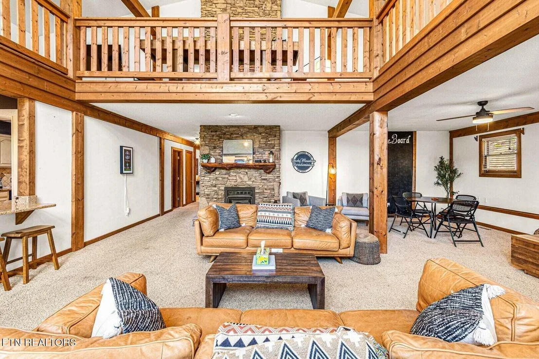 Photo of 1293 Laurel Lick Rd