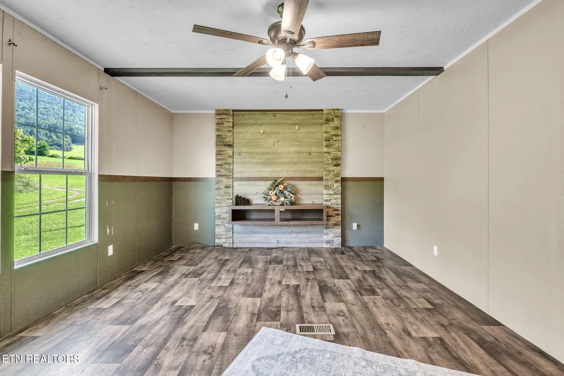 Photo of 233 Orange Lane
