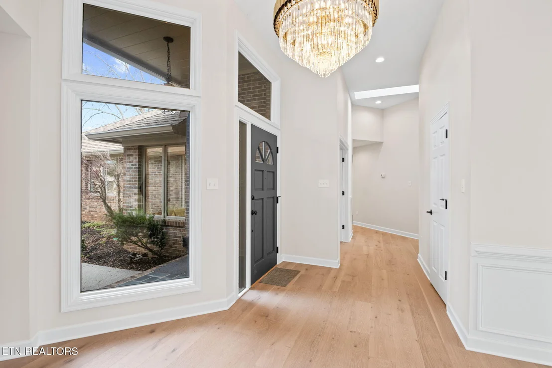Photo of 452 Mariner Point Drive