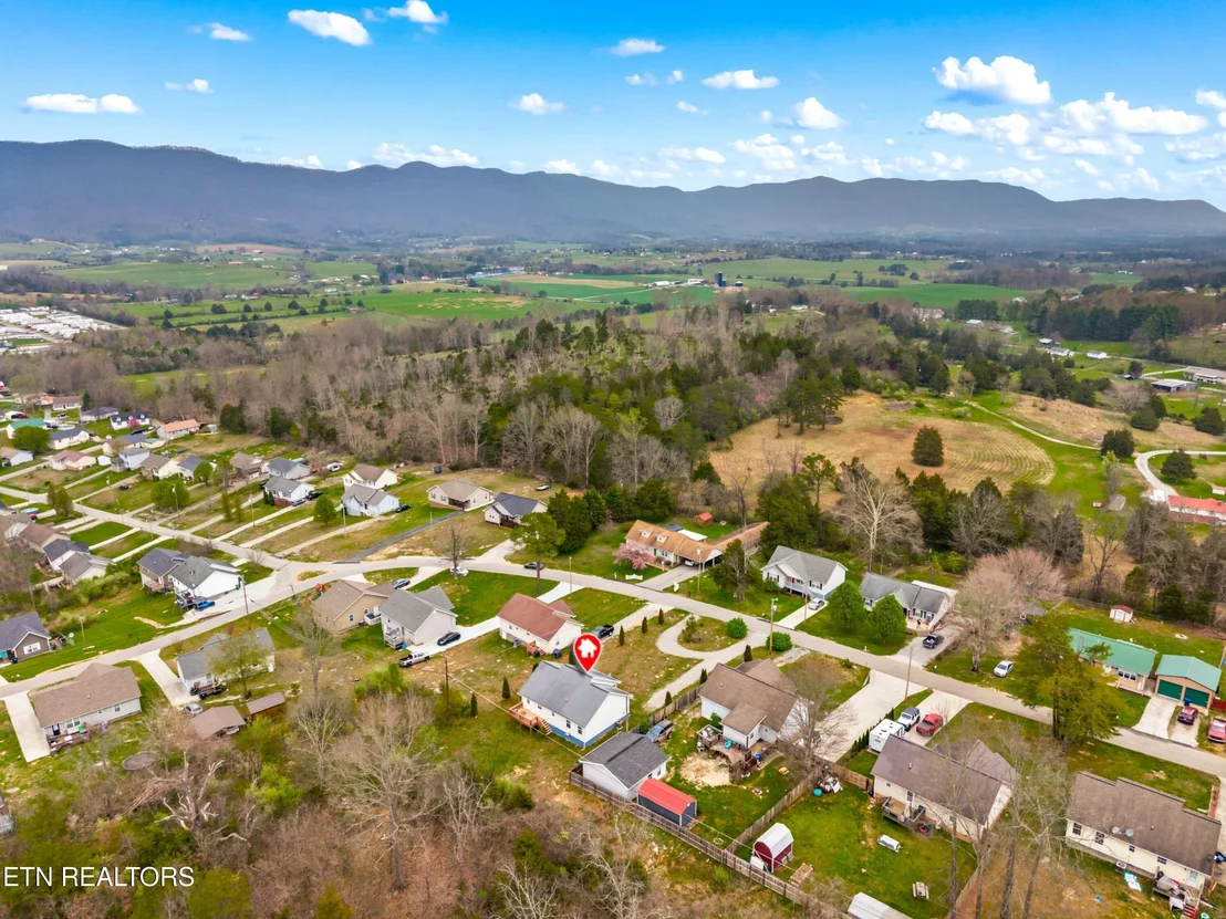 Photo of 202 Sandy Circle