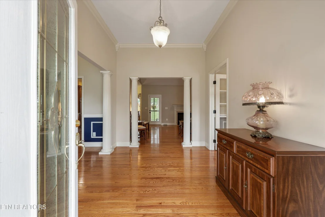 Photo of 1697 Davis Ferry Rd