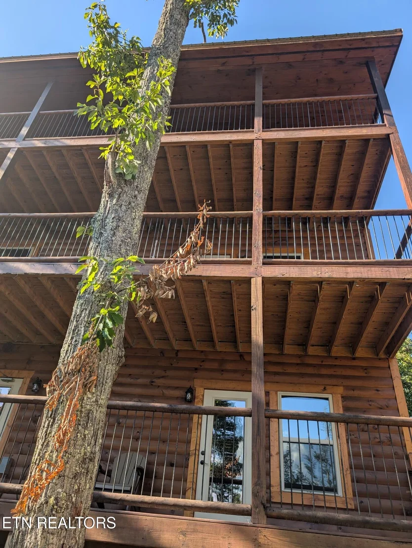 Photo of 2152 E View Drive