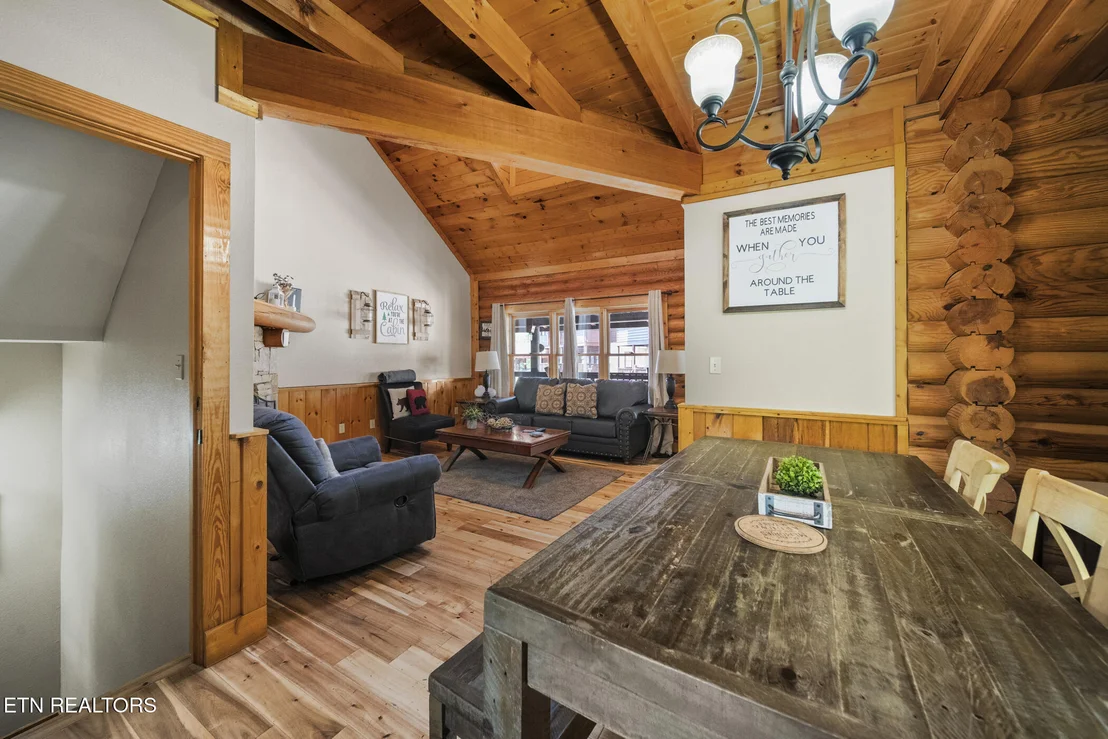 Photo of 350 Big Bear Way