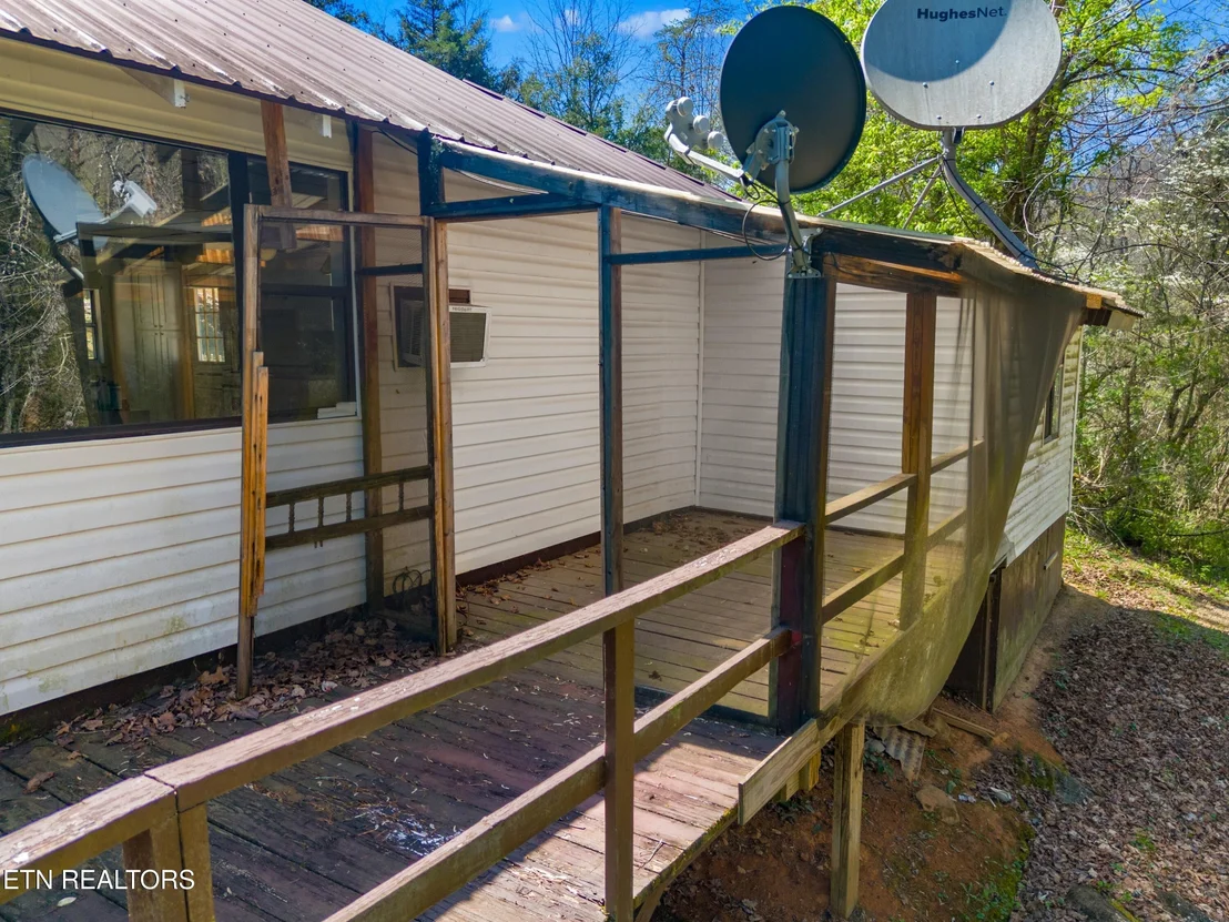 Photo of 158 Dalson Rd