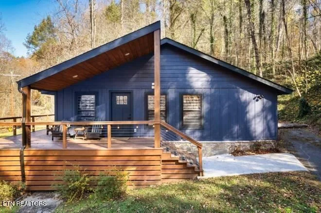 Photo of 3033 N Clear Fork Rd