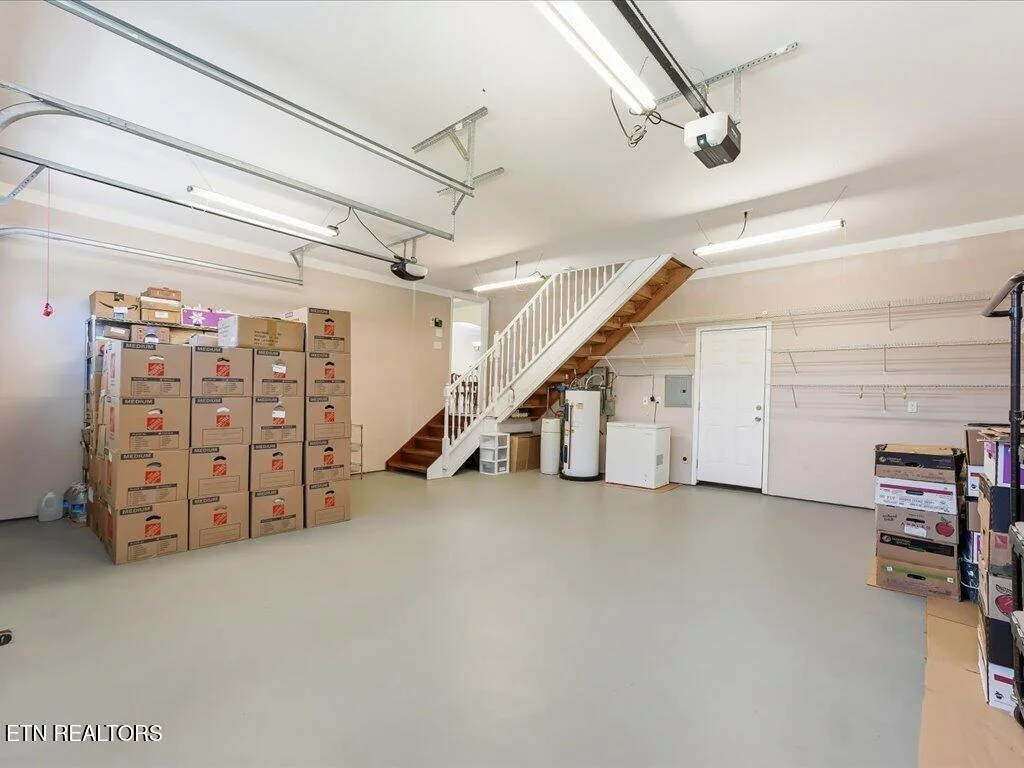 Photo of 985 Claudette Drive