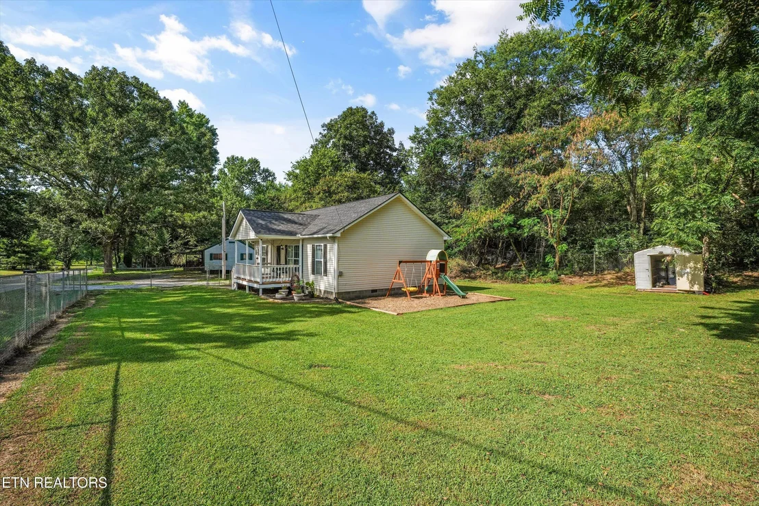Photo of 1392 James Ferry Rd