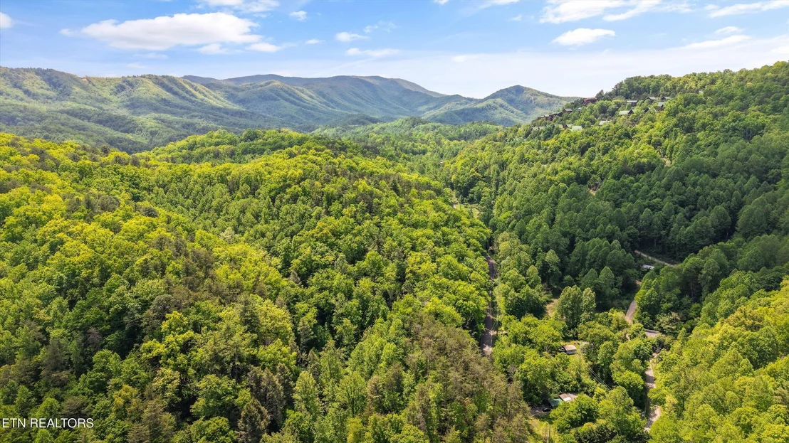 Photo of 375 Sugar Mountain Way