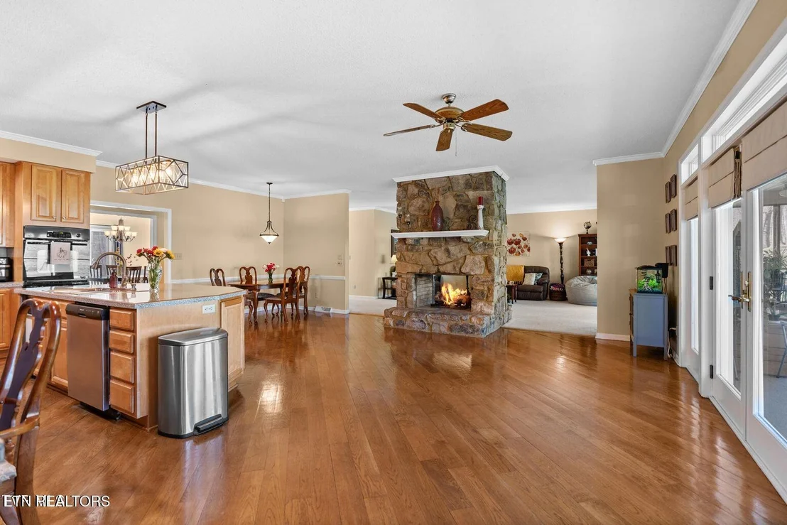 Photo of 165 Fairway Drive