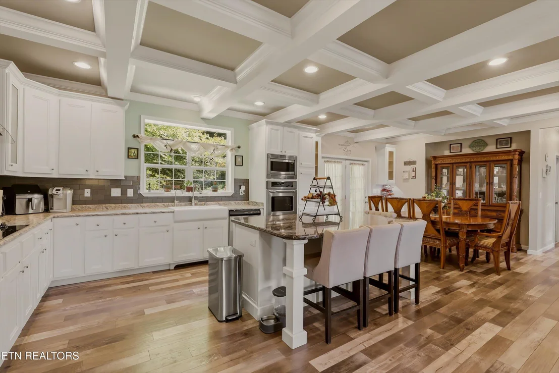 Photo of 3926 Roberts Rd